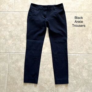 NWOT NewYork&Co Black Stretch Crop Trousers